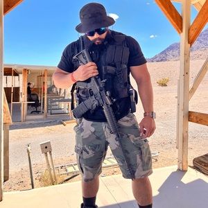 Meet your Posher, Amr